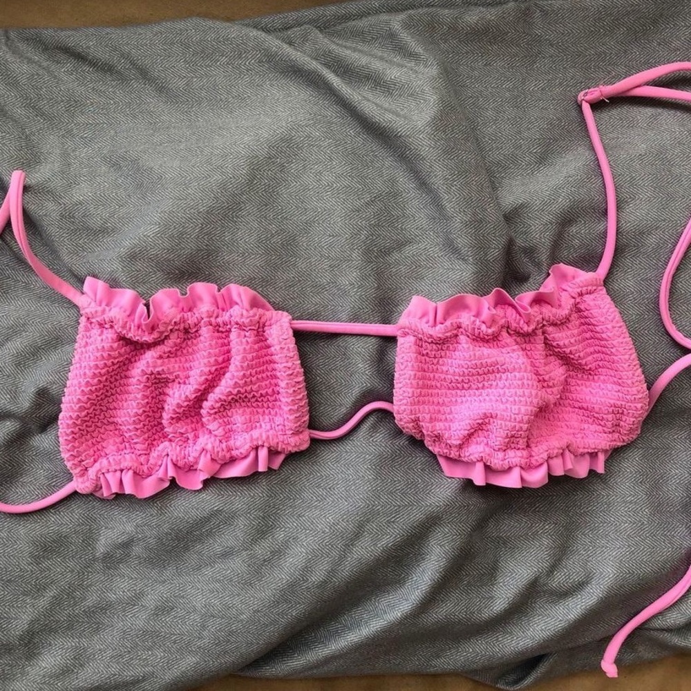 Pacsun pink bikini top